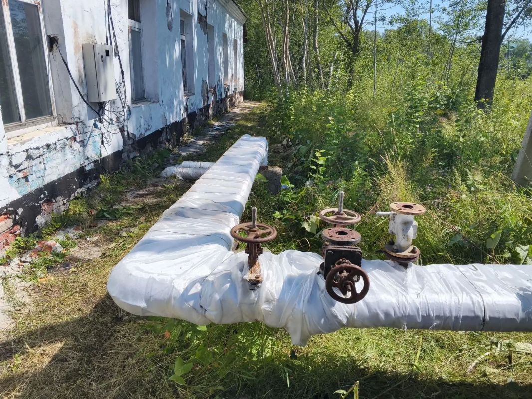 В п. Монгохто продолжается комплексная подготовка тепловых сетей к зиме В п. Монгохто продолжается комплексная подготовка тепловых сетей к зиме