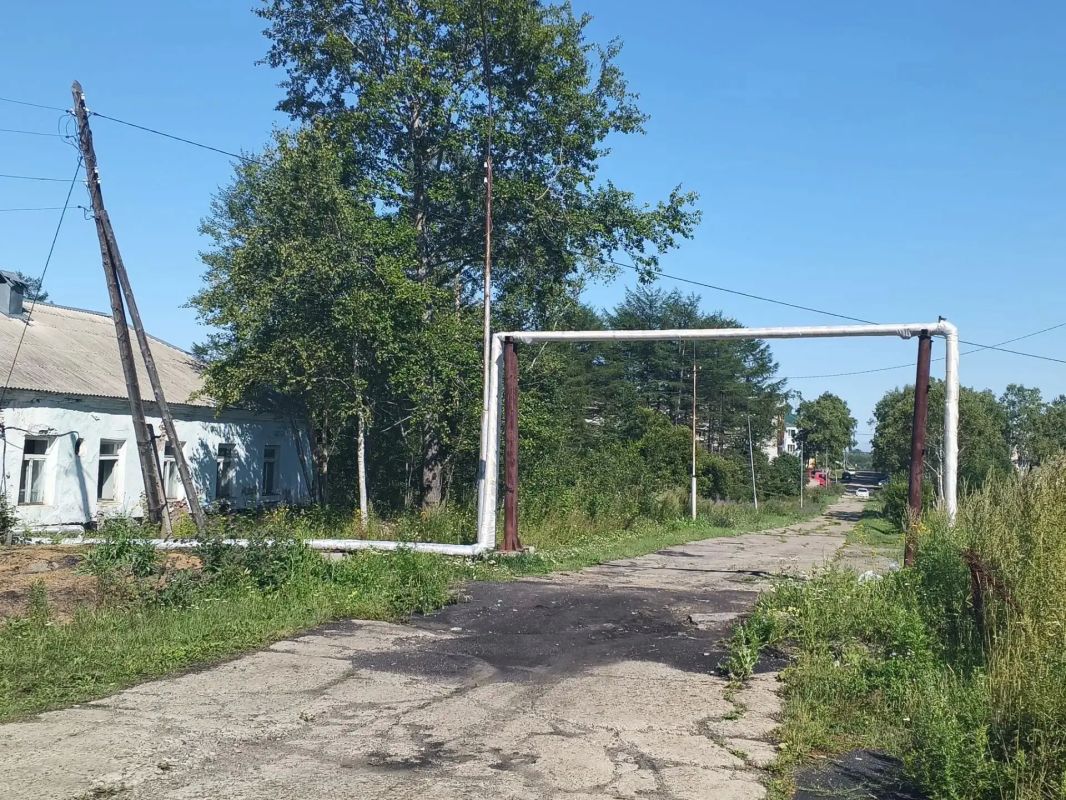 В п. Монгохто продолжается комплексная подготовка тепловых сетей к зиме В п. Монгохто продолжается комплексная подготовка тепловых сетей к зиме