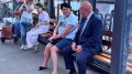 Сергей Кравчук: Оценил результат работ на остановке «Павленко»: павильон смонтирован, на очереди — прилегающая дорога