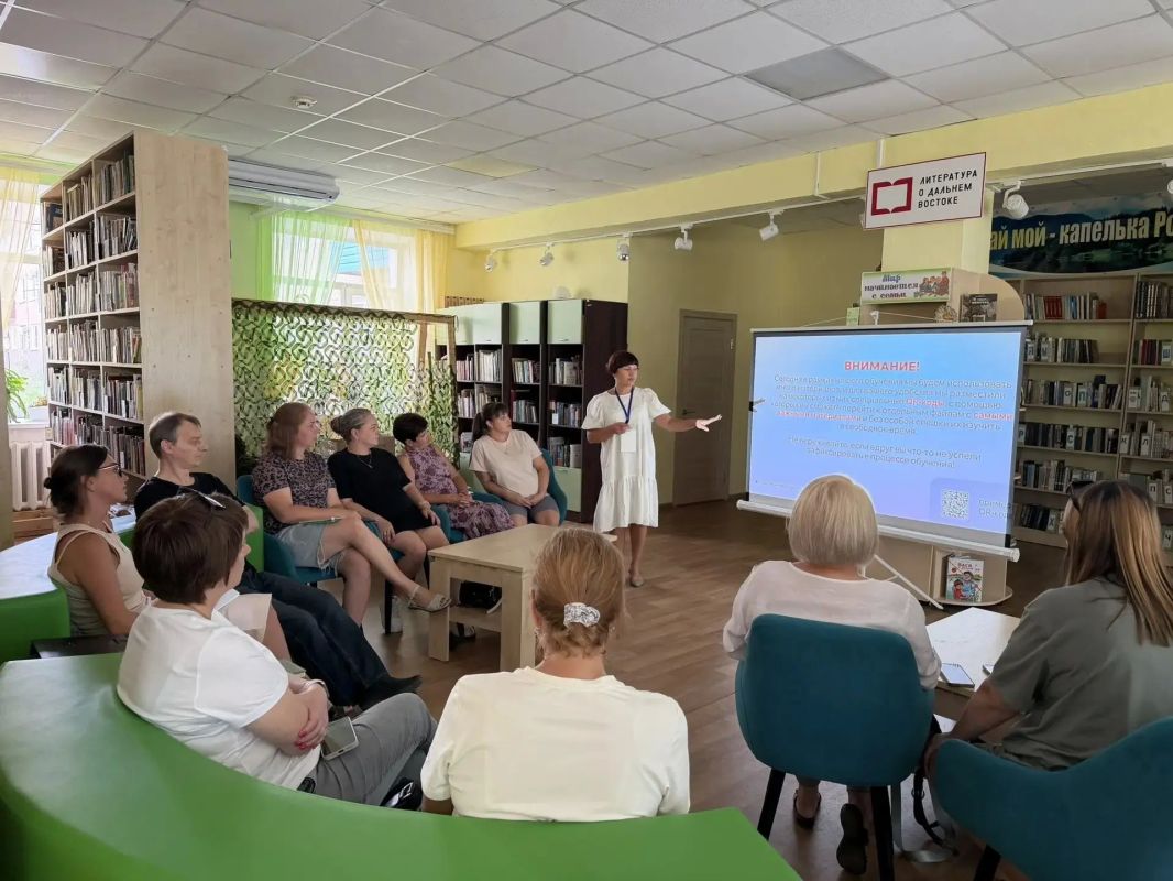 В поселке Эльбан подготовили новых общественных наблюдателей В поселке Эльбан подготовили новых общественных наблюдателей