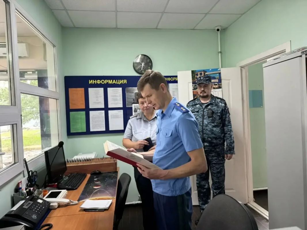 Прокурор Хабаровского края Виталий Степанов проверил участок, функционирующий как исправительный центр
