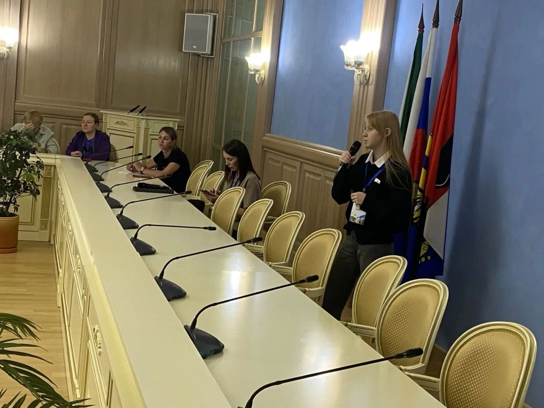 В Хабаровске прошло обучение общественных наблюдателей В Хабаровске прошло обучение общественных наблюдателей