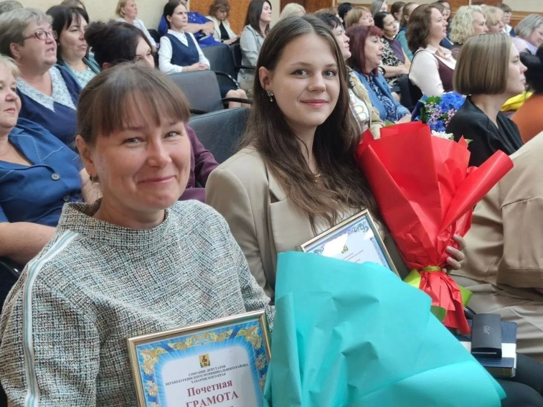 Августовская конференция продолжается в районах Хабаровского края Августовская конференция продолжается в районах Хабаровского края