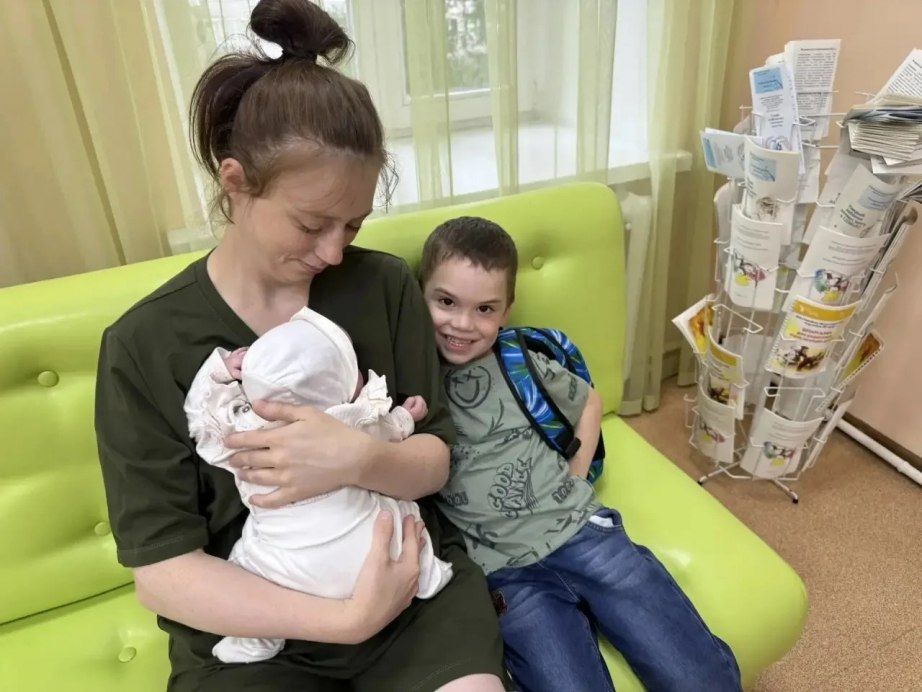 Благодаря проекту «Вызов» в родные семьи вернулись более 1 800 детей в Хабаровском крае