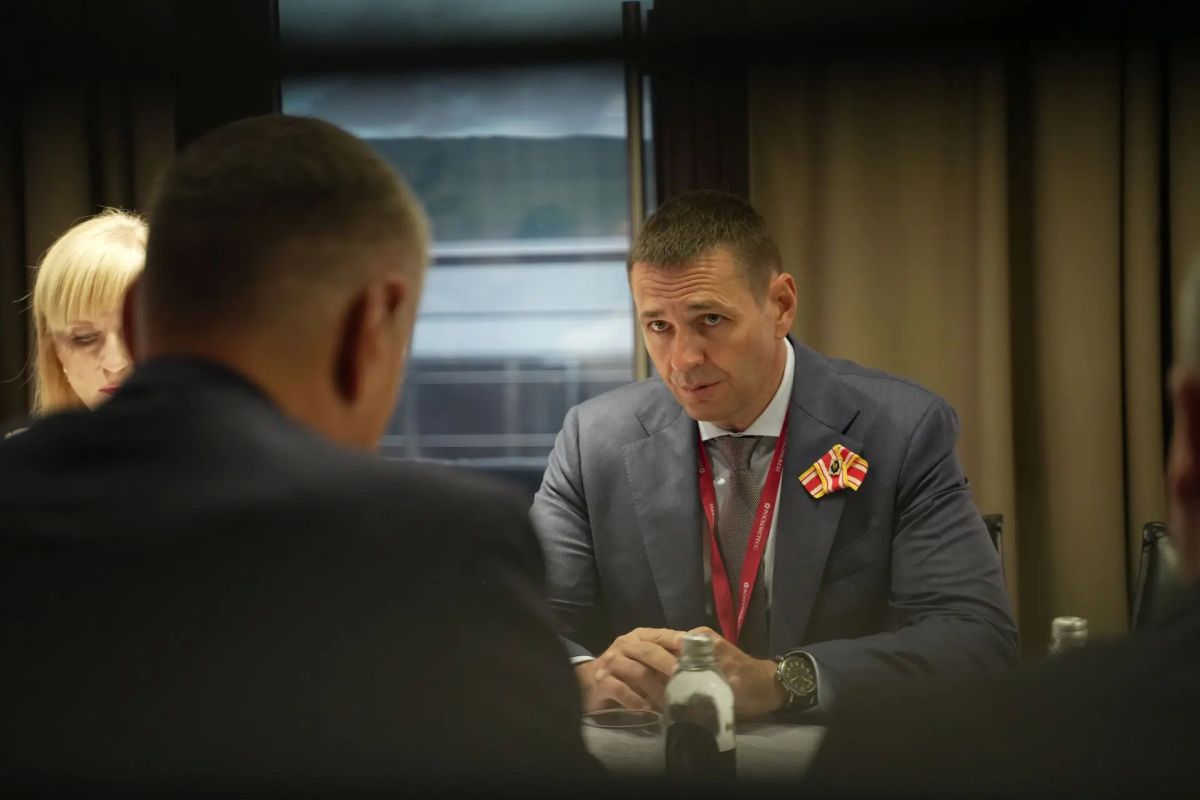 Дмитрий Демешин: Будем расширять взаимный товарооборот с Беларусью Дмитрий Демешин: Будем расширять взаимный товарооборот с Беларусью