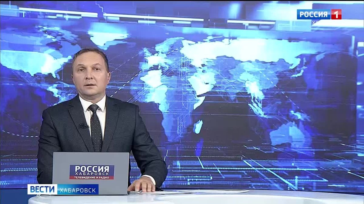 Делегация Хабаровского края во главе с Дмитрием Демешиным работает на Восточном экономическом форуме