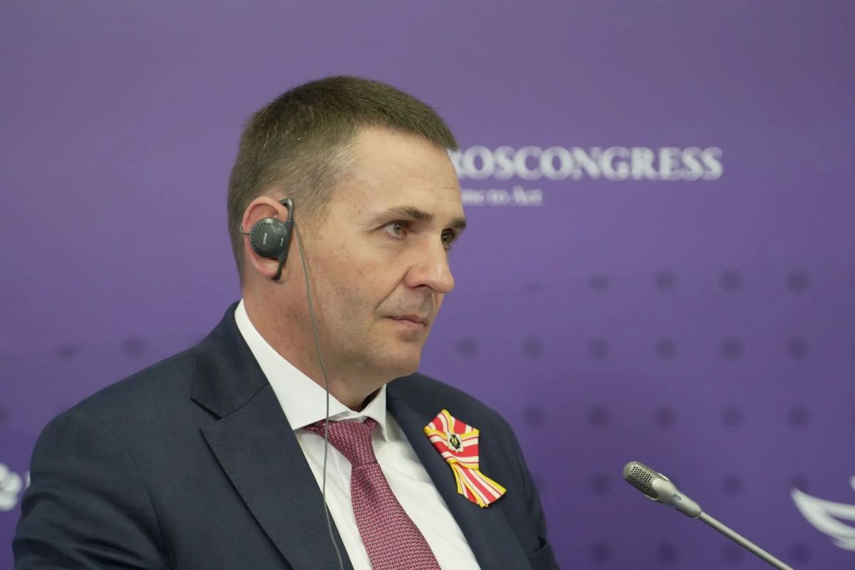 Дмитрий Демешин: «Золотые ворота»: Большой Уссурийский станет главной территорией российско-китайского сотрудничества Дмитрий Демешин: «Золотые ворота»: Большой Уссурийский станет главной территорией российско-китайского сотрудничества