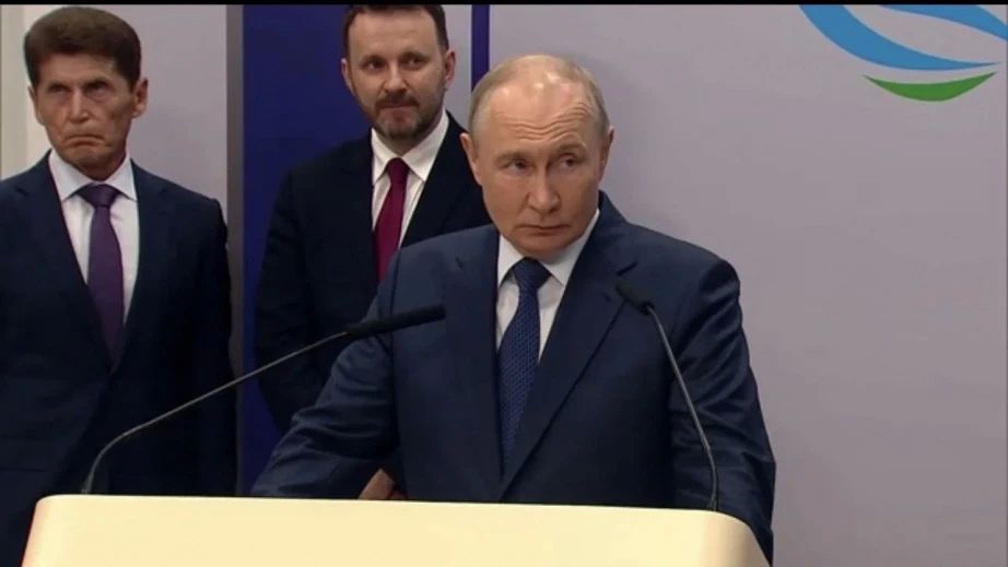 «Чрезвычайно важная работа»: Владимир Путин высоко оценил достижения хабаровской анимационной студии «Мечталёт» «Чрезвычайно важная работа»: Владимир Путин высоко оценил достижения хабаровской анимационной студии «Мечталёт»