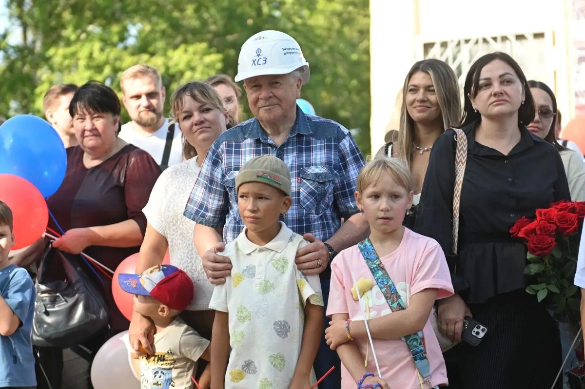 Новый земснаряд сошёл со стапелей Хабаровского судостроительного завода Новый земснаряд сошёл со стапелей Хабаровского судостроительного завода