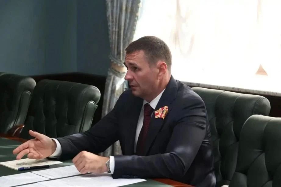 Дмитрий Демешин: «Хабаровские товары должны знать и уважать во всем мире» Дмитрий Демешин: «Хабаровские товары должны знать и уважать во всем мире»
