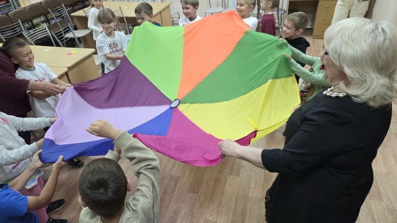 Сотрудники Госавтоинспекции Ванинского района провели профилактическое мероприятие «Путешествие в страну дорожных знаков» Сотрудники Госавтоинспекции Ванинского района провели профилактическое мероприятие «Путешествие в страну дорожных знаков»