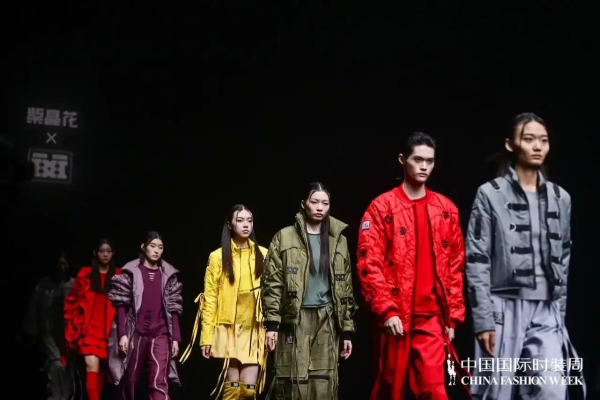 «Монохром» из Пекина в Хабаровск: как хабаровский дизайнер покорила China Fashion Week и вернулась с триумфом «Монохром» из Пекина в Хабаровск: как хабаровский дизайнер покорила China Fashion Week и вернулась с триумфом