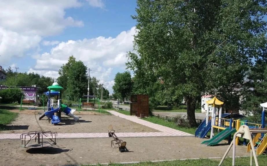 Детскую площадку благоустроили в Князе-Волконском по нацпроекту Президента Детскую площадку благоустроили в Князе-Волконском по нацпроекту Президента
