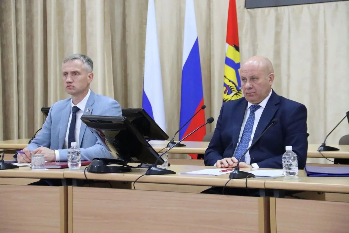 Сергей Кравчук: Провел аппаратное совещание Сергей Кравчук: Провел аппаратное совещание