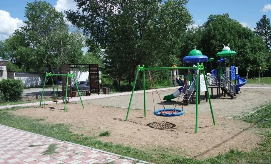 Детскую площадку благоустроили в Князе-Волконском по нацпроекту Президента Детскую площадку благоустроили в Князе-Волконском по нацпроекту Президента