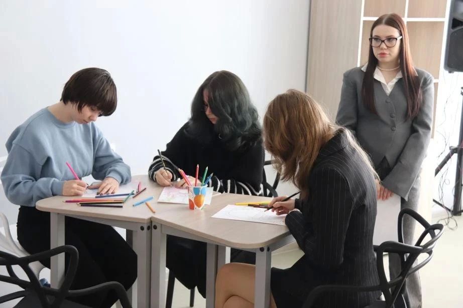 Комфортно и уютно: в отремонтированное общежитие заехали студенты Хабаровского технологического колледжа Комфортно и уютно: в отремонтированное общежитие заехали студенты Хабаровского технологического колледжа