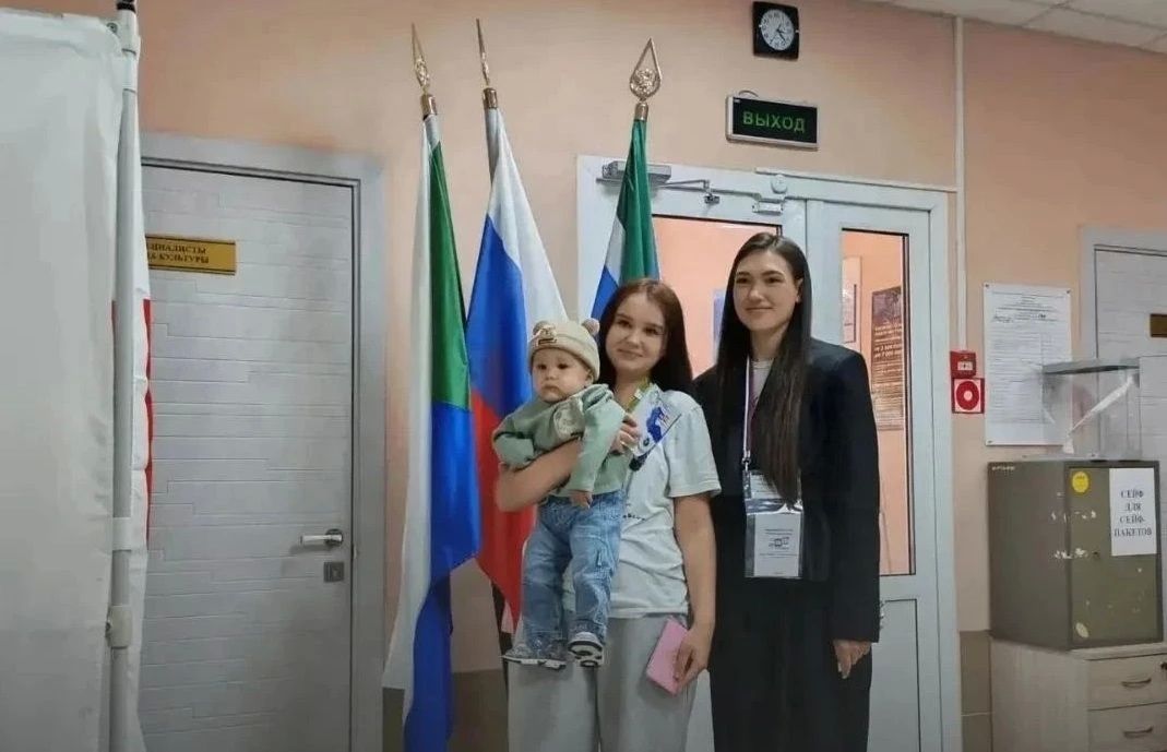 #Итогинедели. О развитии Хабаровского края президенту России Владимиру Владимировичу Путину рассказал губернатор Дмитрий Викторович Демешин #Итогинедели. О развитии Хабаровского края президенту России Владимиру Владимировичу Путину рассказал губернатор Дмитрий Викторович Демешин