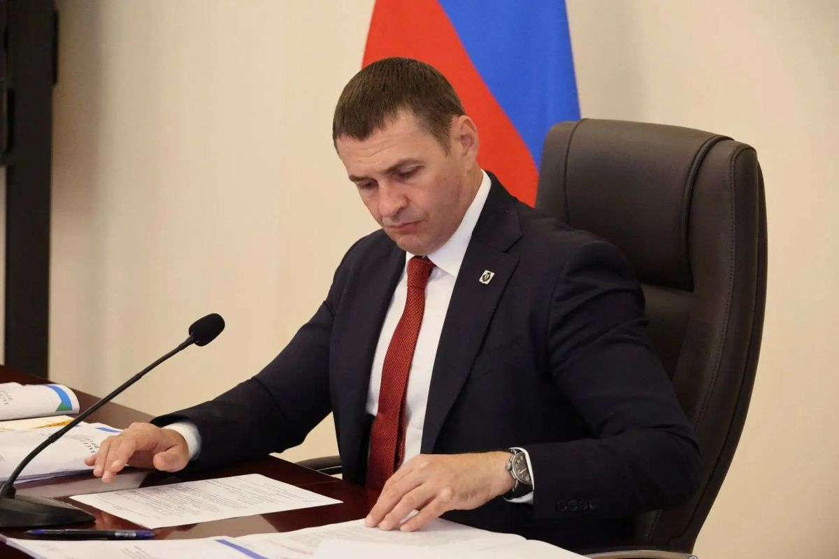 Дмитрий Демешин: Уровень Амура постепенно снижается, и территории края, которые подтапливало, начинают освобождаться от воды Дмитрий Демешин: Уровень Амура постепенно снижается, и территории края, которые подтапливало, начинают освобождаться от воды