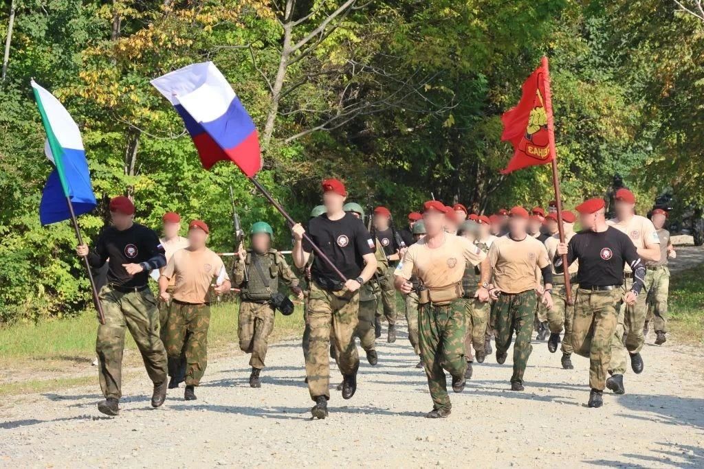 13 претендентов – 2 победителя: хабаровские спецназовцы сдали экзамен на краповый берет 13 претендентов – 2 победителя: хабаровские спецназовцы сдали экзамен на краповый берет