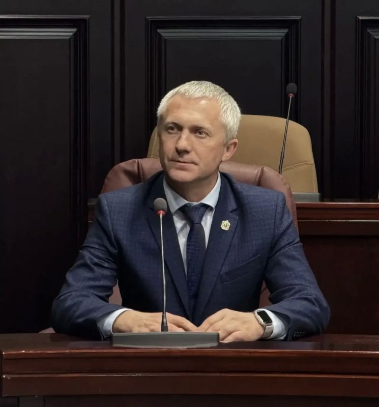 Накануне под председательством Заместителя Председателя Правительства РФ — Руководителя Аппарата Правительства РФ Дмитрия Григоренко в режиме ВКС состоялось совещание с руководителями цифровой трансформации регионального... Накануне под председательством Заместителя Председателя Правительства РФ — Руководителя Аппарата Правительства РФ Дмитрия Григоренко в режиме ВКС состоялось совещание с руководителями цифровой трансформации регионального...