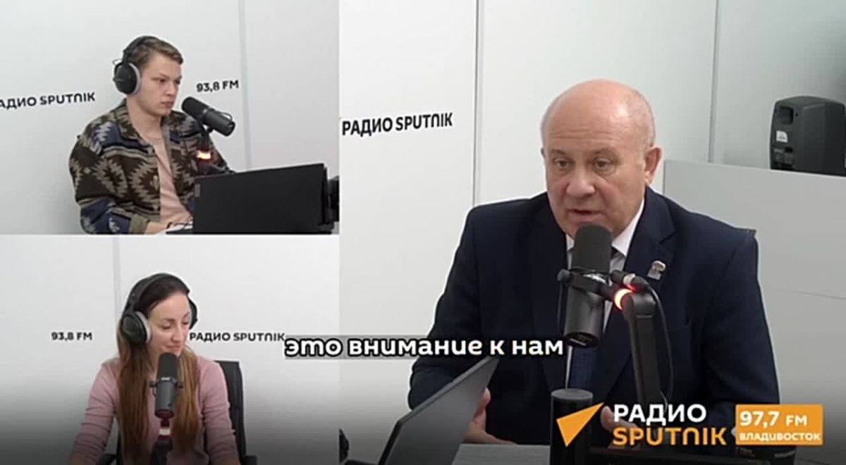 "Мы глазами любим. Мы глазами любим человека, свой двор, свой дом"