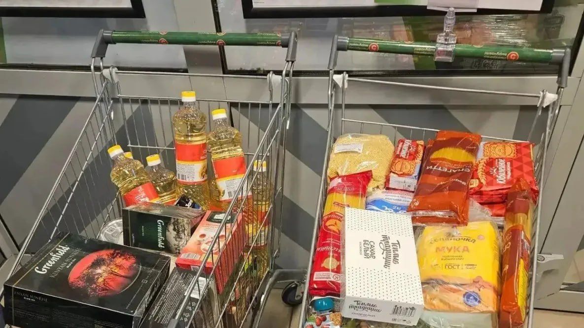 Волонтёры Амурска собрали 70 кг продуктов для нуждающихся