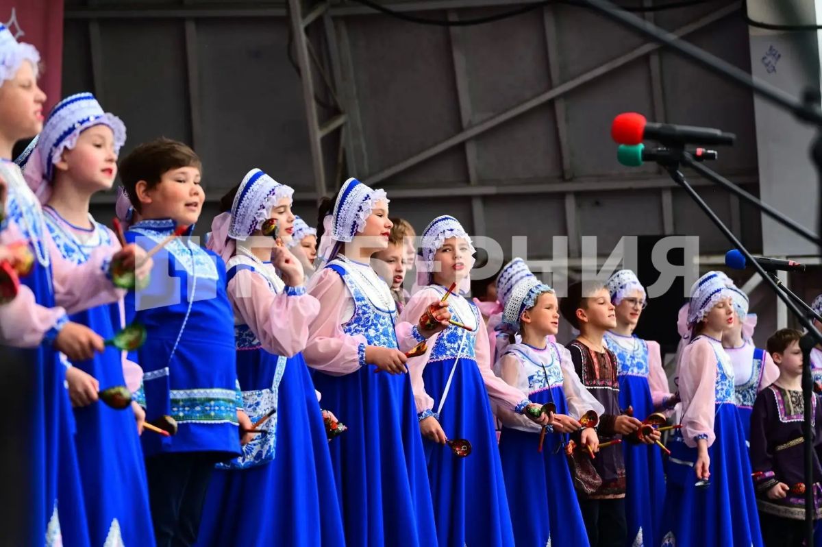 «Живем и дружим на одной земле»: многонациональный фестиваль «Лики наследия» прошел в Хабаровске «Живем и дружим на одной земле»: многонациональный фестиваль «Лики наследия» прошел в Хабаровске