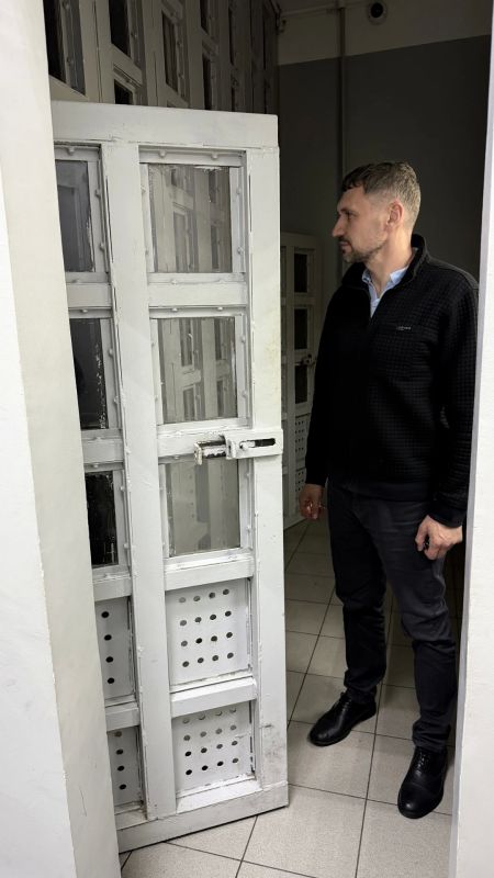 В Хабаровском ЛУ МВД России на транспорте общественники проверили деятельность дежурной части