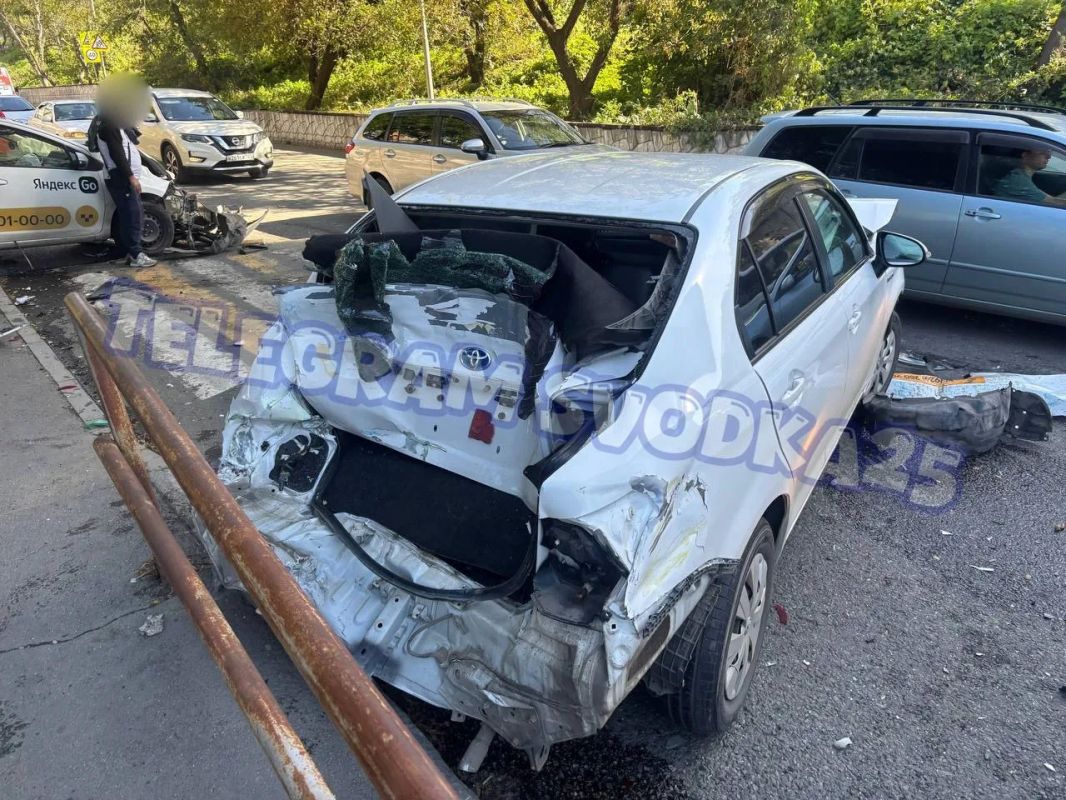 Шесть человек пострадали в ДТП во Владивостоке Шесть человек пострадали в ДТП во Владивостоке