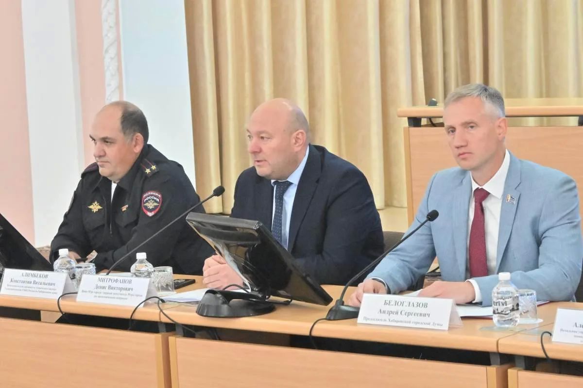 Денис Митрофанов: «Проблемы города необходимо решать сообща - с экспертным сообществом и жителями»
