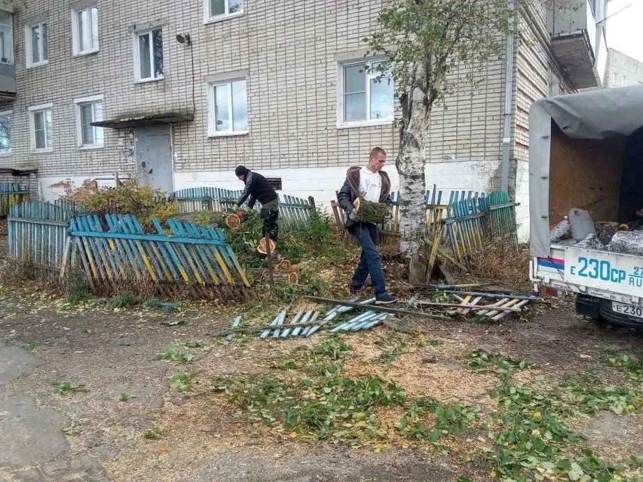 В Хабаровском крае устраняют последствия тайфуна «Джеби» В Хабаровском крае устраняют последствия тайфуна «Джеби»