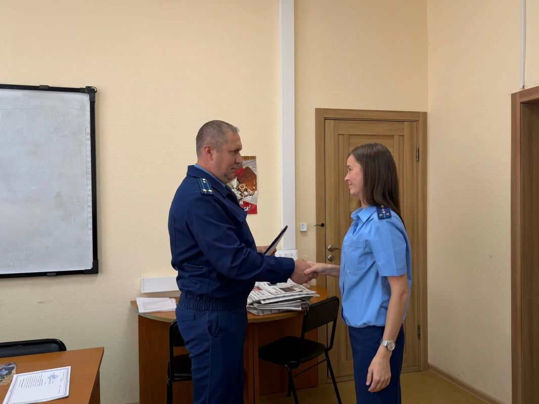 В Хабаровске завершилось профессиональное обучение прокурорских работников, осуществляющих надзор за процессуальной деятельностью органов дознания и предварительного следствия В Хабаровске завершилось профессиональное обучение прокурорских работников, осуществляющих надзор за процессуальной деятельностью органов дознания и предварительного следствия