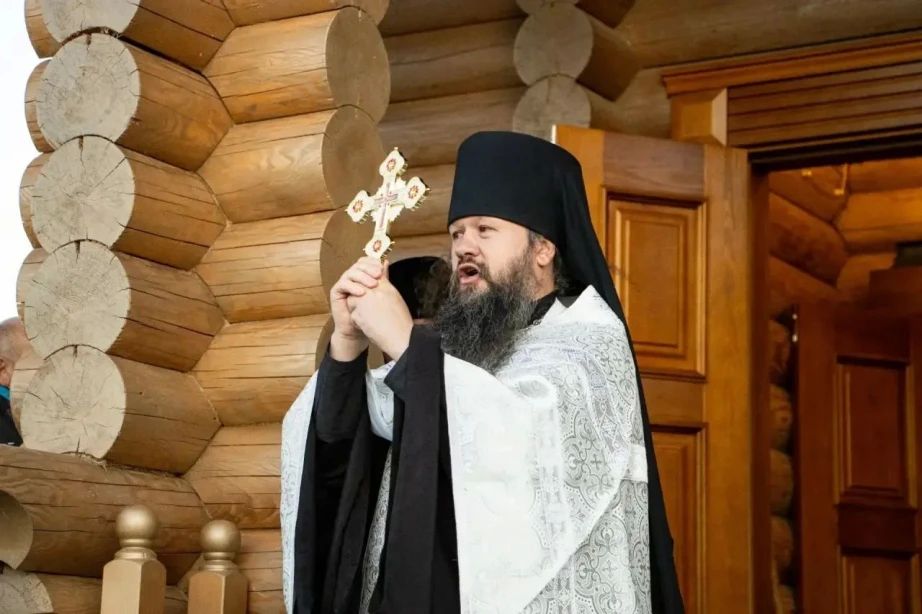 Деревянную часовню Храма во имя Святой Великомученицы Варвары открыли в поселке Киран по инициативе жителей Деревянную часовню Храма во имя Святой Великомученицы Варвары открыли в поселке Киран по инициативе жителей