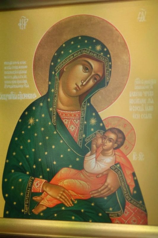 Сегодня наш министр хоть и онлайн, но оказался в Екатеринбурге на хоккейном матче между местным «Автомобилистом» и хабаровским «Амуром», который посвящен памяти Андрея Алексеевича Мартемьянова Сегодня наш министр хоть и онлайн, но оказался в Екатеринбурге на хоккейном матче между местным «Автомобилистом» и хабаровским «Амуром», который посвящен памяти Андрея Алексеевича Мартемьянова
