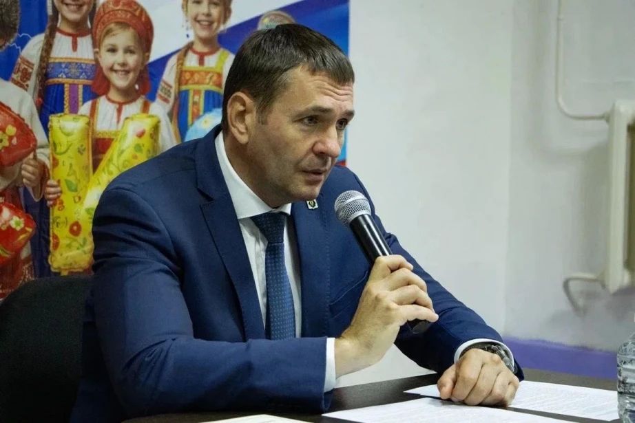 С 1 октября запущен второй маршрут субсидированной авиадоставки продуктов в Аяно-Майский район С 1 октября запущен второй маршрут субсидированной авиадоставки продуктов в Аяно-Майский район