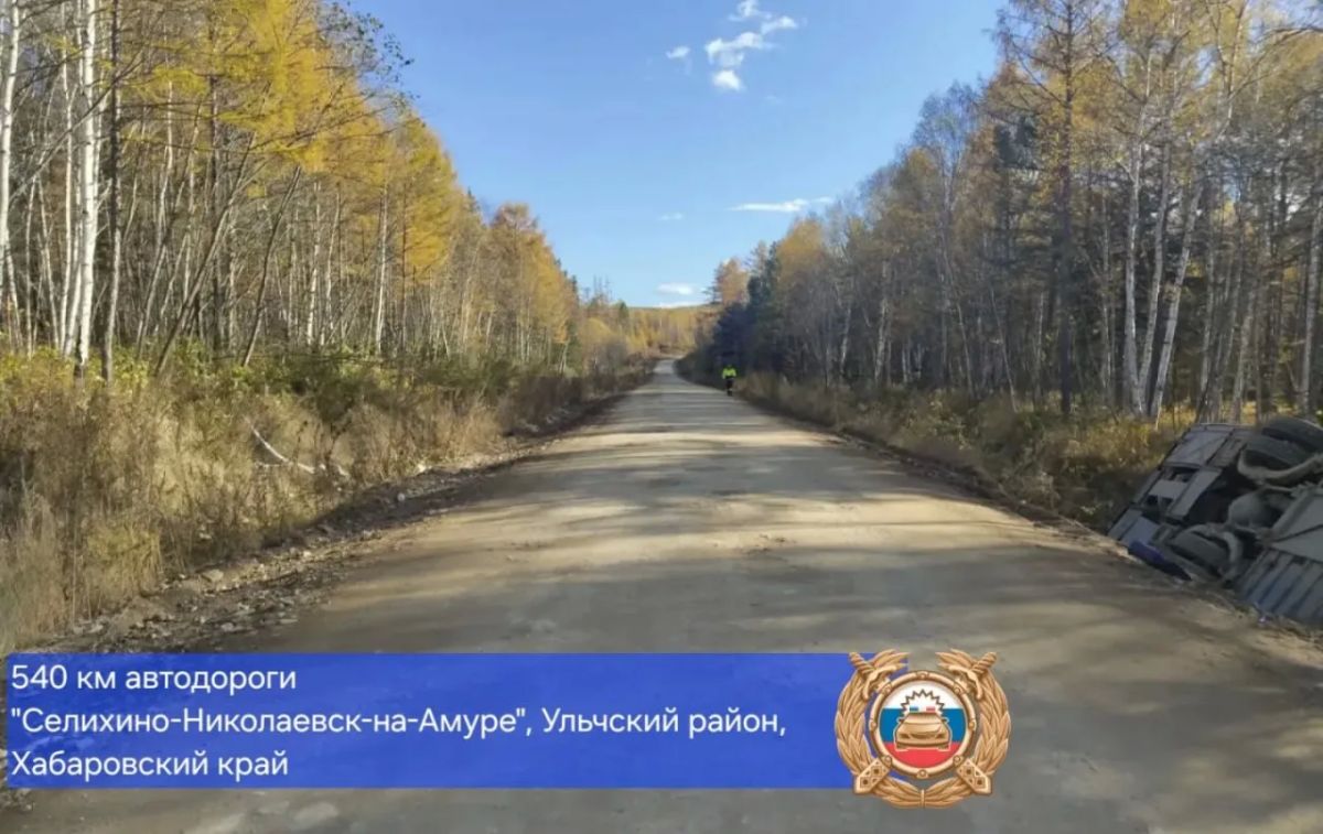 Уснувший водитель отправил автобус с вахтовиками в кювет