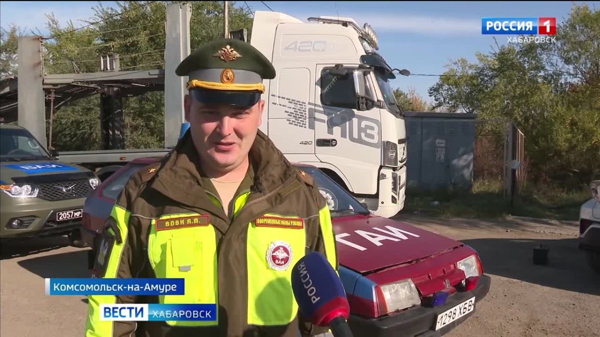 В большое путешествие из Комсомольска-на-Амуре в Красноярск отправился автомобиль из советской эпохи