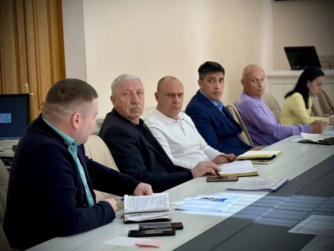В Хабаровске стартовала масштабная штабная тренировка по гражданской обороне В Хабаровске стартовала масштабная штабная тренировка по гражданской обороне