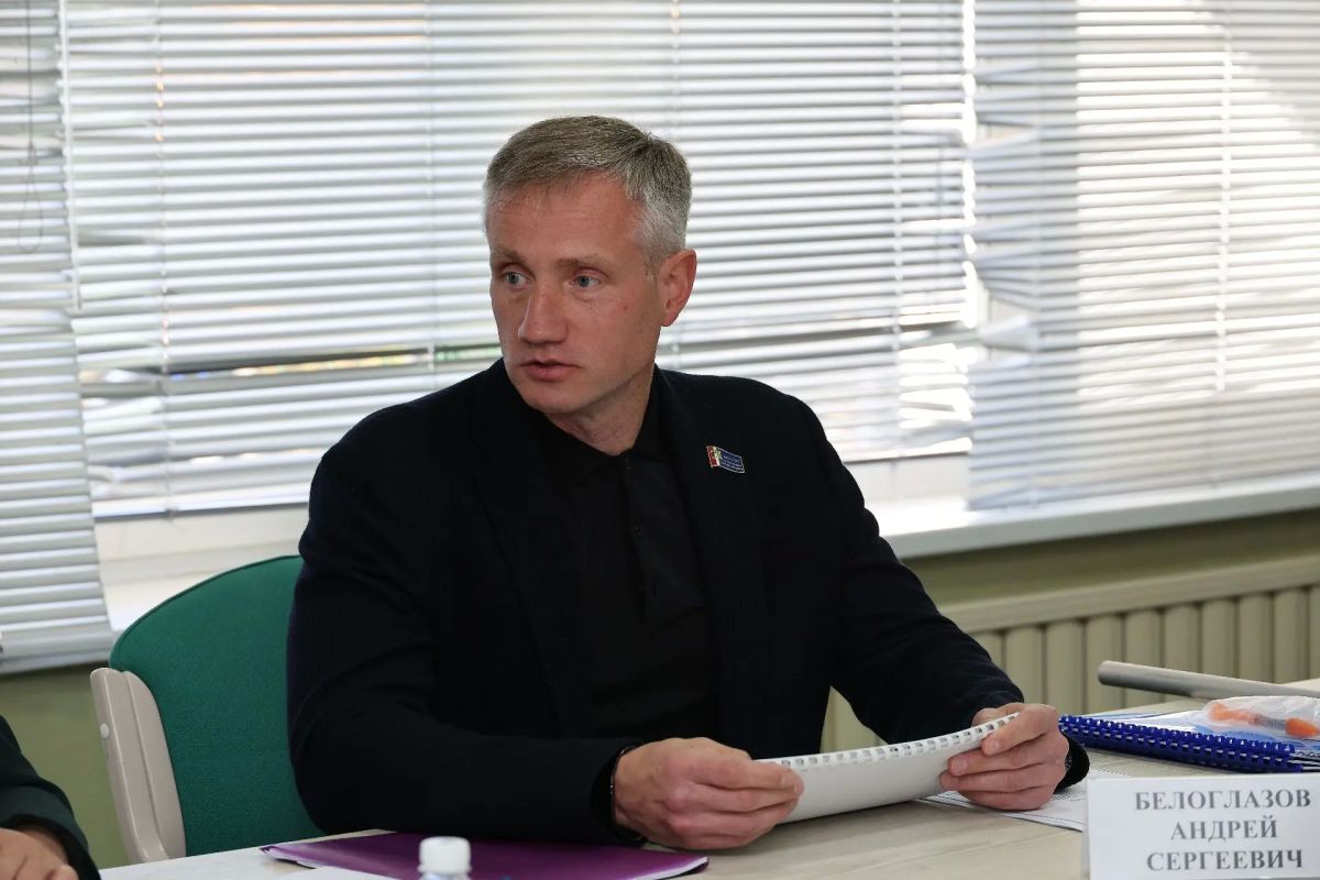 Дмитрий Демешин: Выпускники «Школы мэров» представили свои проекты повышения качества жизни в муниципалитетах Хабаровского края Дмитрий Демешин: Выпускники «Школы мэров» представили свои проекты повышения качества жизни в муниципалитетах Хабаровского края