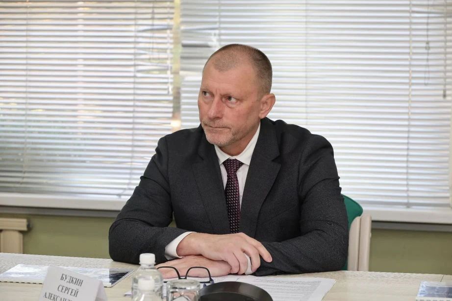 Выпускники «Школы мэров» представили Губернатору проекты повышения качества жизни в муниципалитетах Хабаровского края Выпускники «Школы мэров» представили Губернатору проекты повышения качества жизни в муниципалитетах Хабаровского края