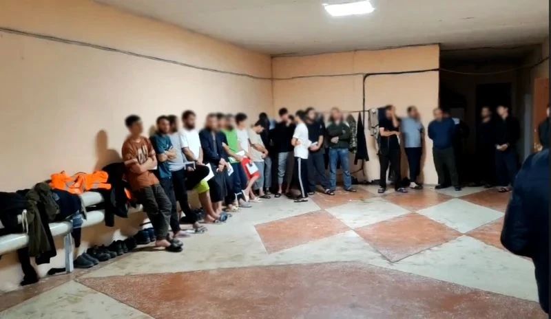 В Ванинском, Амурском районах и Бикинском округе полицейскими в рамках операции «Нелегал-2026» выявлены иностранные граждане, нарушившие миграционное законодательство В Ванинском, Амурском районах и Бикинском округе полицейскими в рамках операции «Нелегал-2026» выявлены иностранные граждане, нарушившие миграционное законодательство