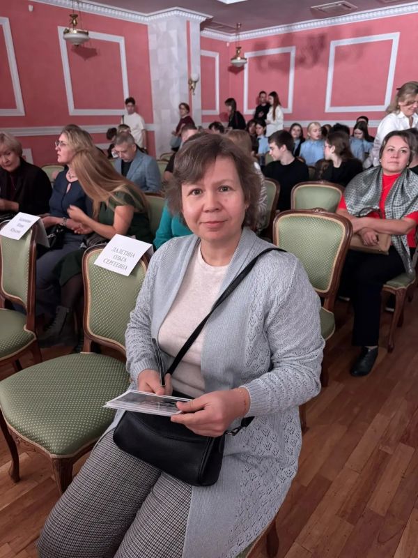 Наталья Позина, член краевой Общественной палаты, заместитель генерального директора по научно-выставочной работе КГБНУК «Хабаровский краевой музей им. Н.И. Гродекова» также поделилась впечатлениями о мероприятии: Наталья Позина, член краевой Общественной палаты, заместитель генерального директора по научно-выставочной работе КГБНУК «Хабаровский краевой музей им. Н.И. Гродекова» также поделилась впечатлениями о мероприятии: