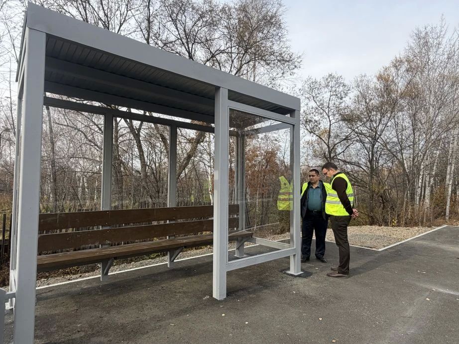 Благодаря нацпроекту Президента в Хабаровском районе завершается ремонт дороги, связывающей несколько сёл Благодаря нацпроекту Президента в Хабаровском районе завершается ремонт дороги, связывающей несколько сёл
