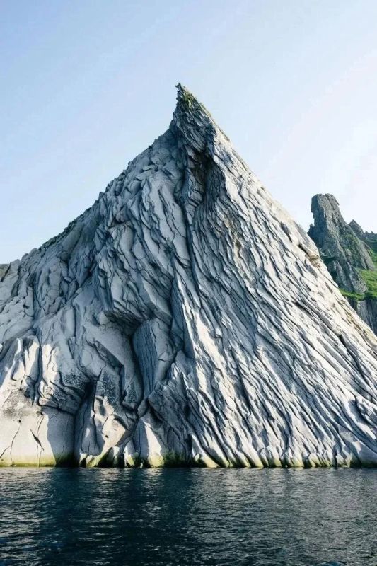 #хорошихвыходных. От «Утиного острова» до уровня моря: история острова Рейнеке В Хабаровском крае есть свой остров Рейнеке #хорошихвыходных. От «Утиного острова» до уровня моря: история острова Рейнеке В Хабаровском крае есть свой остров Рейнеке