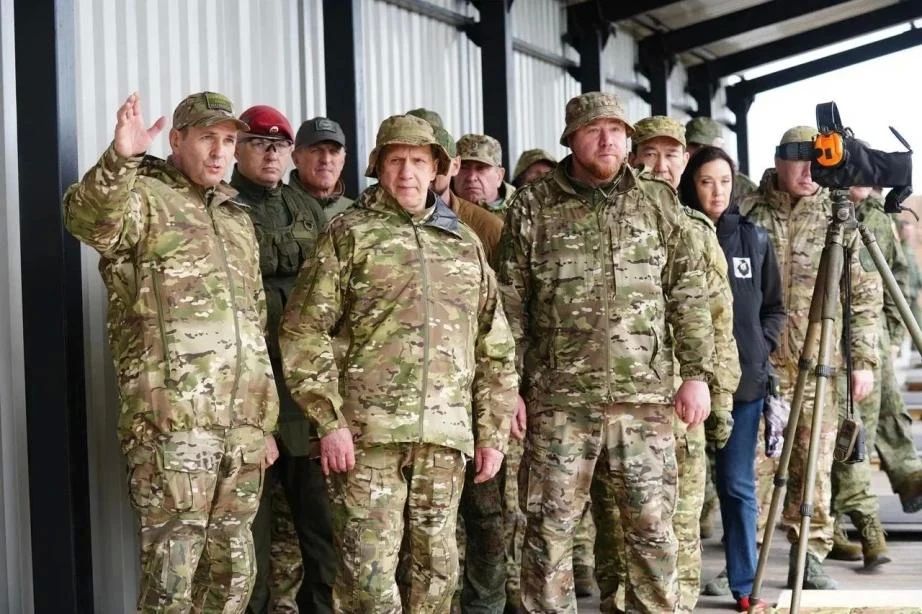 На полигоне «Восточный экспресс» в Хабаровске готовят снайперов и операторов БПЛА На полигоне «Восточный экспресс» в Хабаровске готовят снайперов и операторов БПЛА