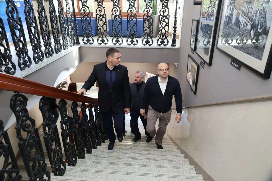 В Хабаровске открылся «Дом предпринимателя» — единая площадка для комплексного сопровождения бизнеса В Хабаровске открылся «Дом предпринимателя» — единая площадка для комплексного сопровождения бизнеса
