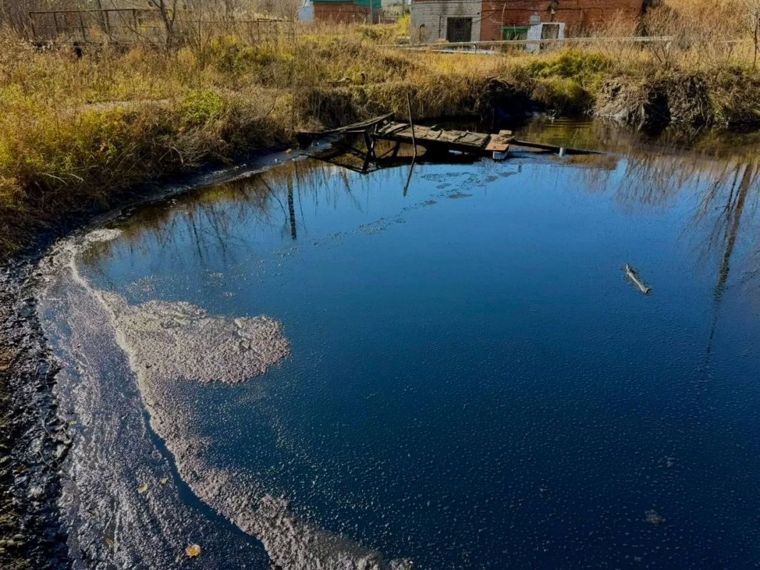 Мазутом залило село в Хабаровском крае из-за аварии на предприятии