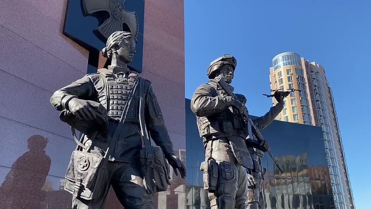 На площади Славы приступили ко второму этапу строительства мемориала участникам СВО