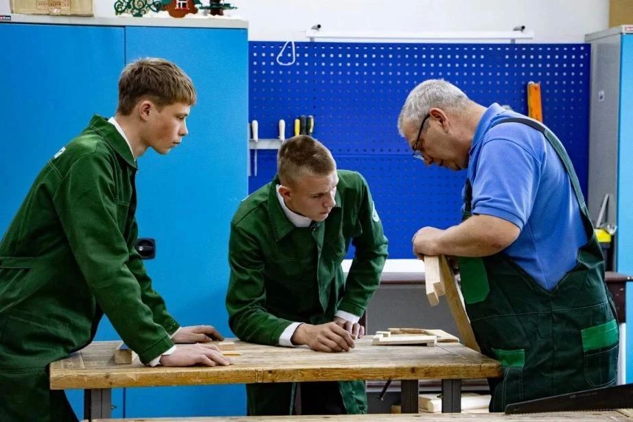 По поручению Президента еще 15 образовательных учреждений капитально отремонтируют в Хабаровском крае По поручению Президента еще 15 образовательных учреждений капитально отремонтируют в Хабаровском крае