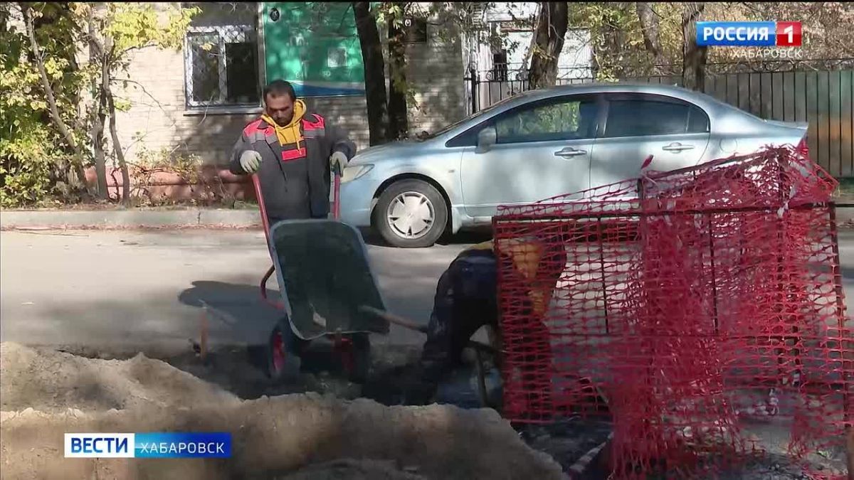 «Можно было сделать за месяц»: в мэрии раскритиковали работы по ремонту теплосетей на Гамарника